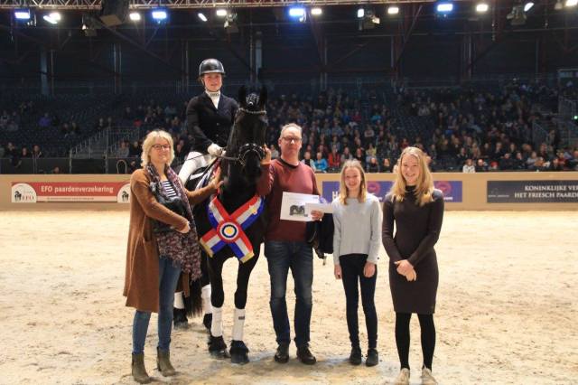 26758012_2065219537043928_7430306025624697090_o